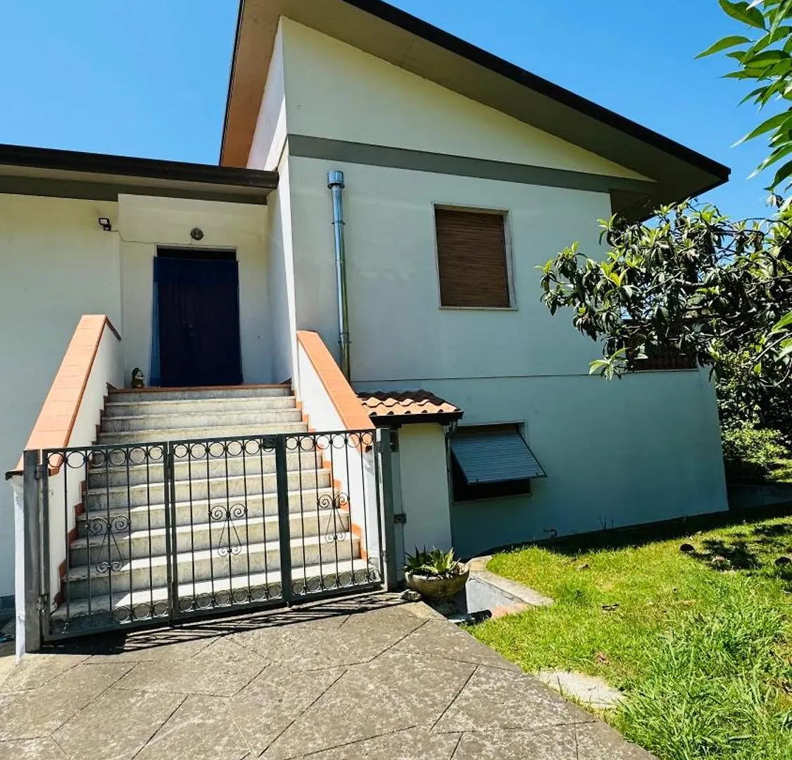 Appartement Casa Odry à Massa
